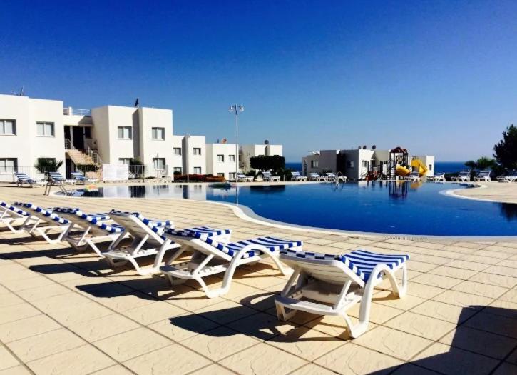 The Seaterra Reserve Penthouse With Mountains&Seaviews And Rooftop Terrace Akanthou Extérieur photo