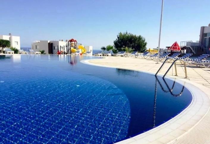 The Seaterra Reserve Penthouse With Mountains&Seaviews And Rooftop Terrace Akanthou Extérieur photo